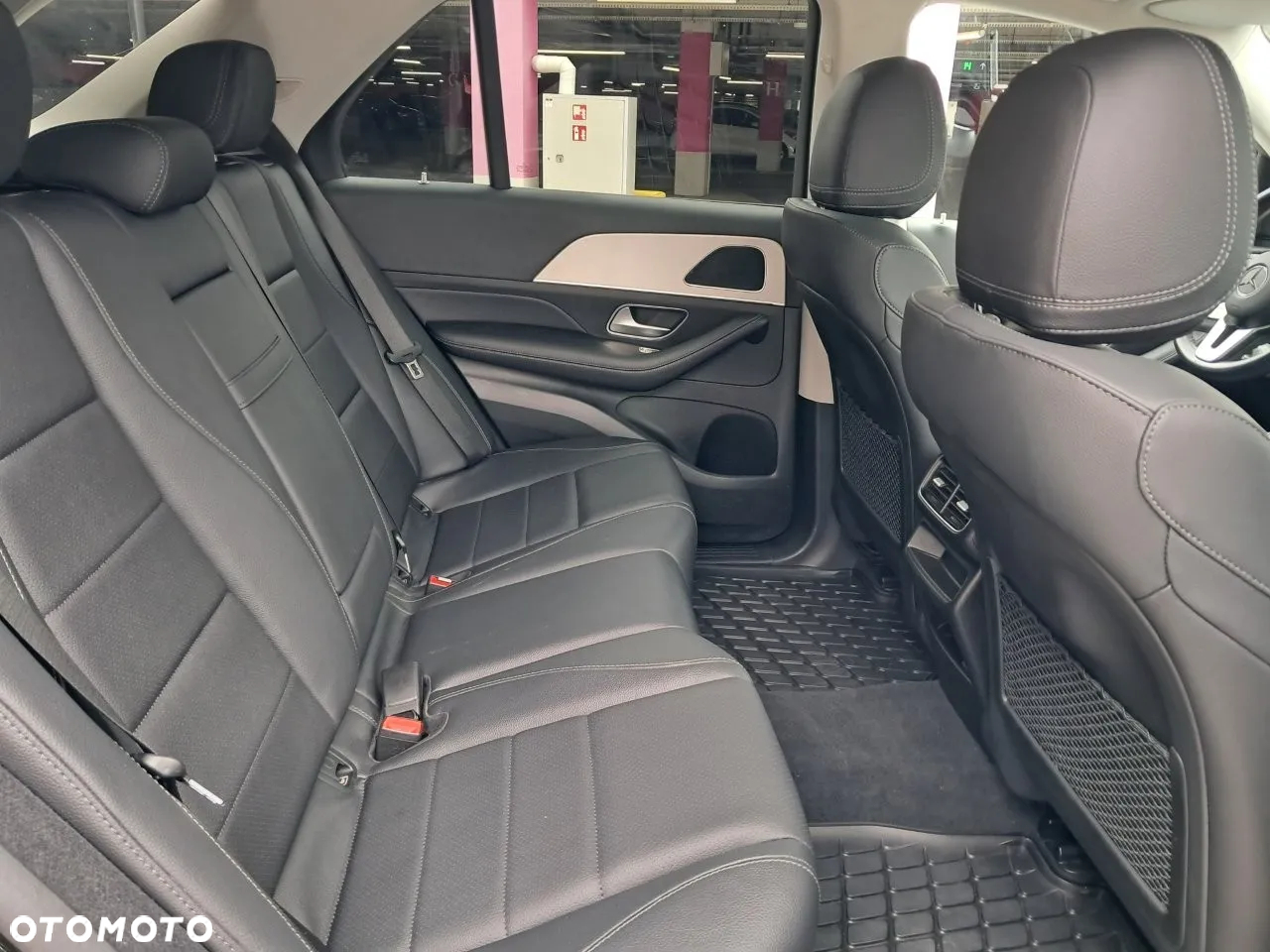 Mercedes-Benz GLE 300 d 4-Matic - 14