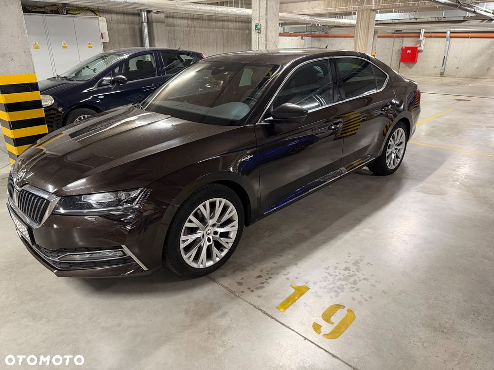 Skoda Superb 2.0 TSI L&K DSG - 8
