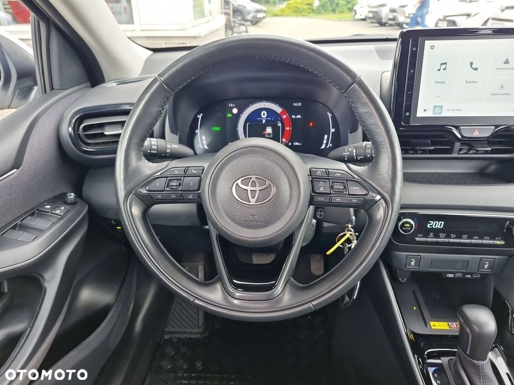 Toyota Yaris Hybrid 1.5 Style - 13