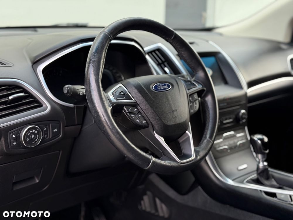 Ford Edge - 23
