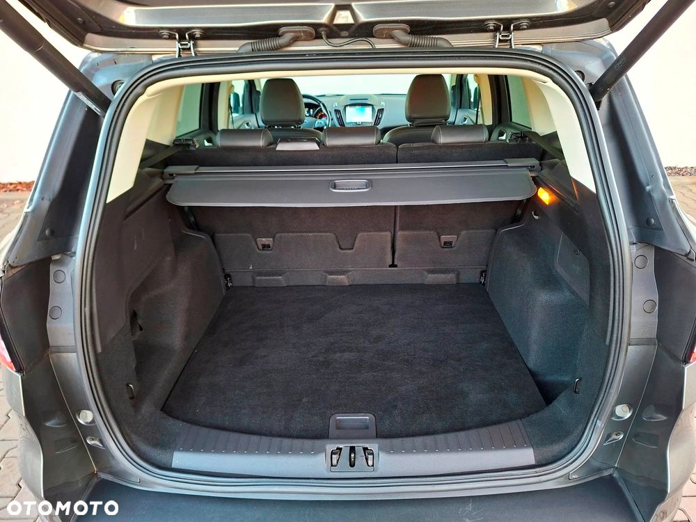 Ford Kuga 2.0 TDCi AWD Titanium - 25