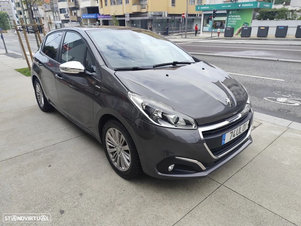 Peugeot 208 1.2 PureTech Style - 11