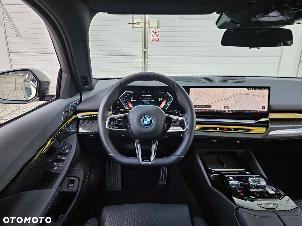 BMW Seria 5 550e xDrive PHEV M Sport - 36