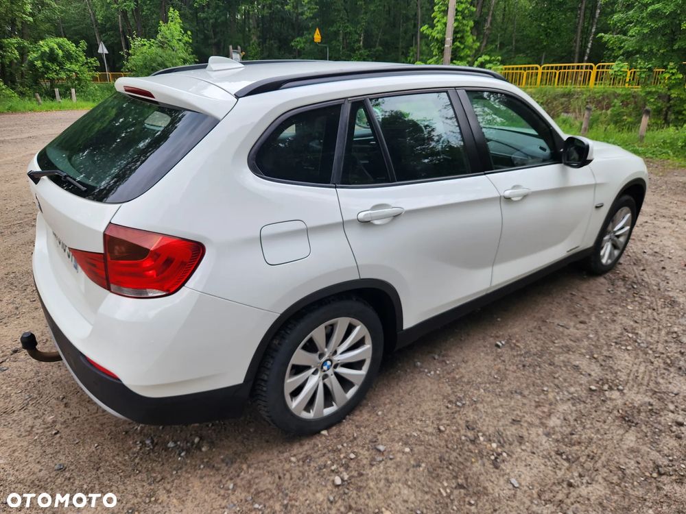 BMW X1 xDrive18d xLine - 14