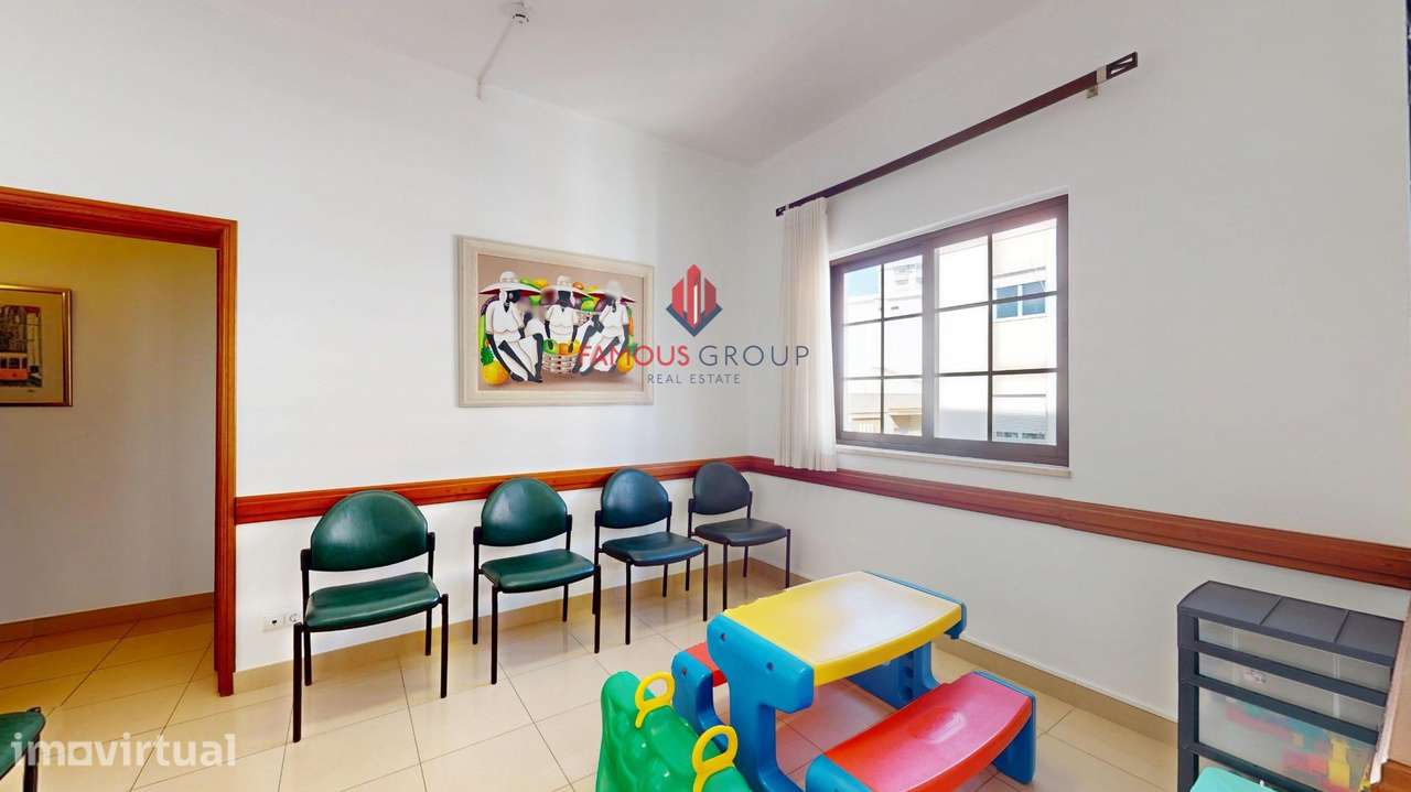 Espaço Ideal para Clínica, Centro Médico ou Infantário no... - Grande imagem: 3/58