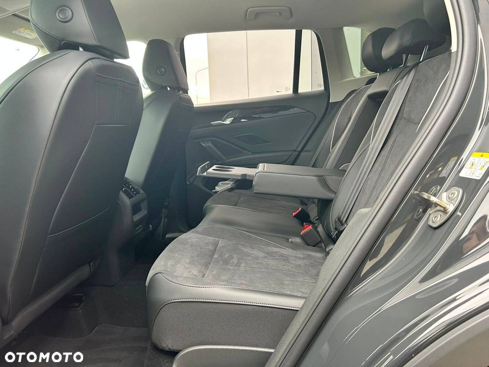 Volkswagen Tiguan - 17