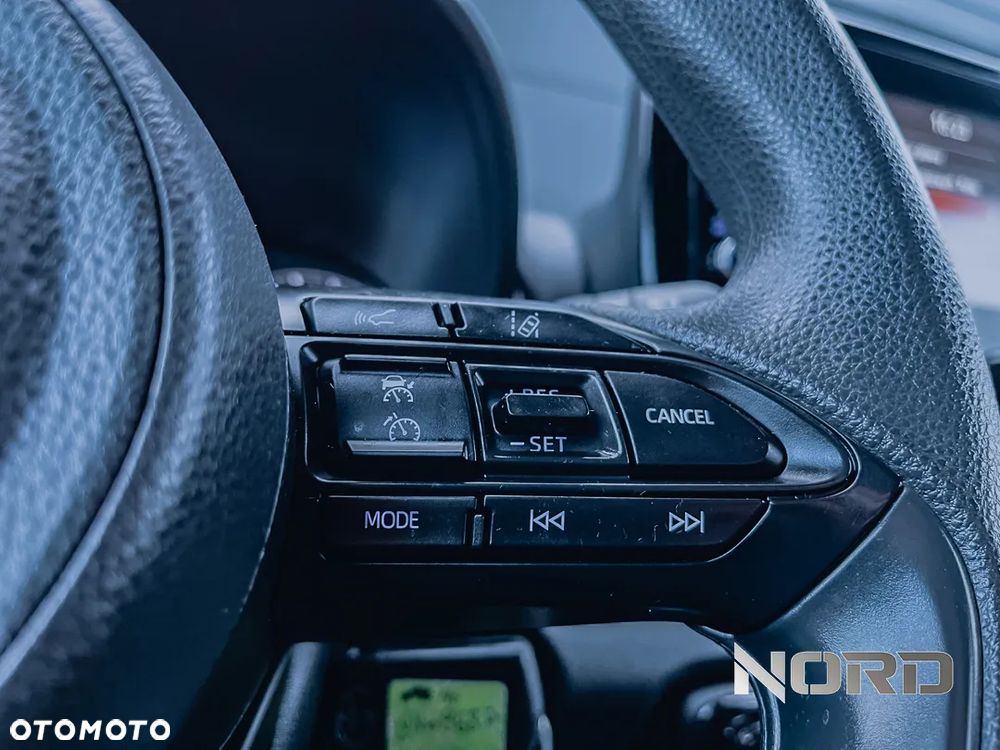 Toyota Yaris Hybrid 1.5 Active - 29