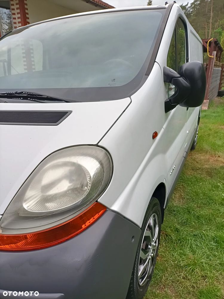 Renault Trafic - 12