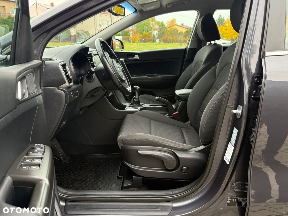 Kia Sportage 1.6 GDI 2WD VISION - 26