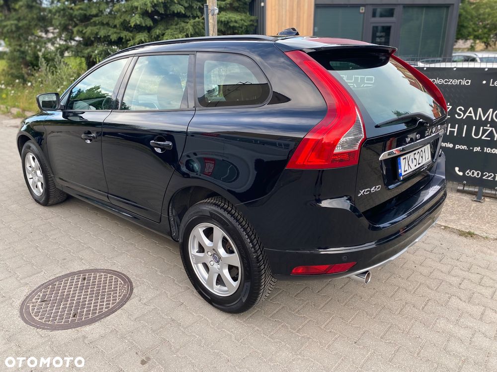 Volvo XC 60 D3 Geartronic Momentum - 9