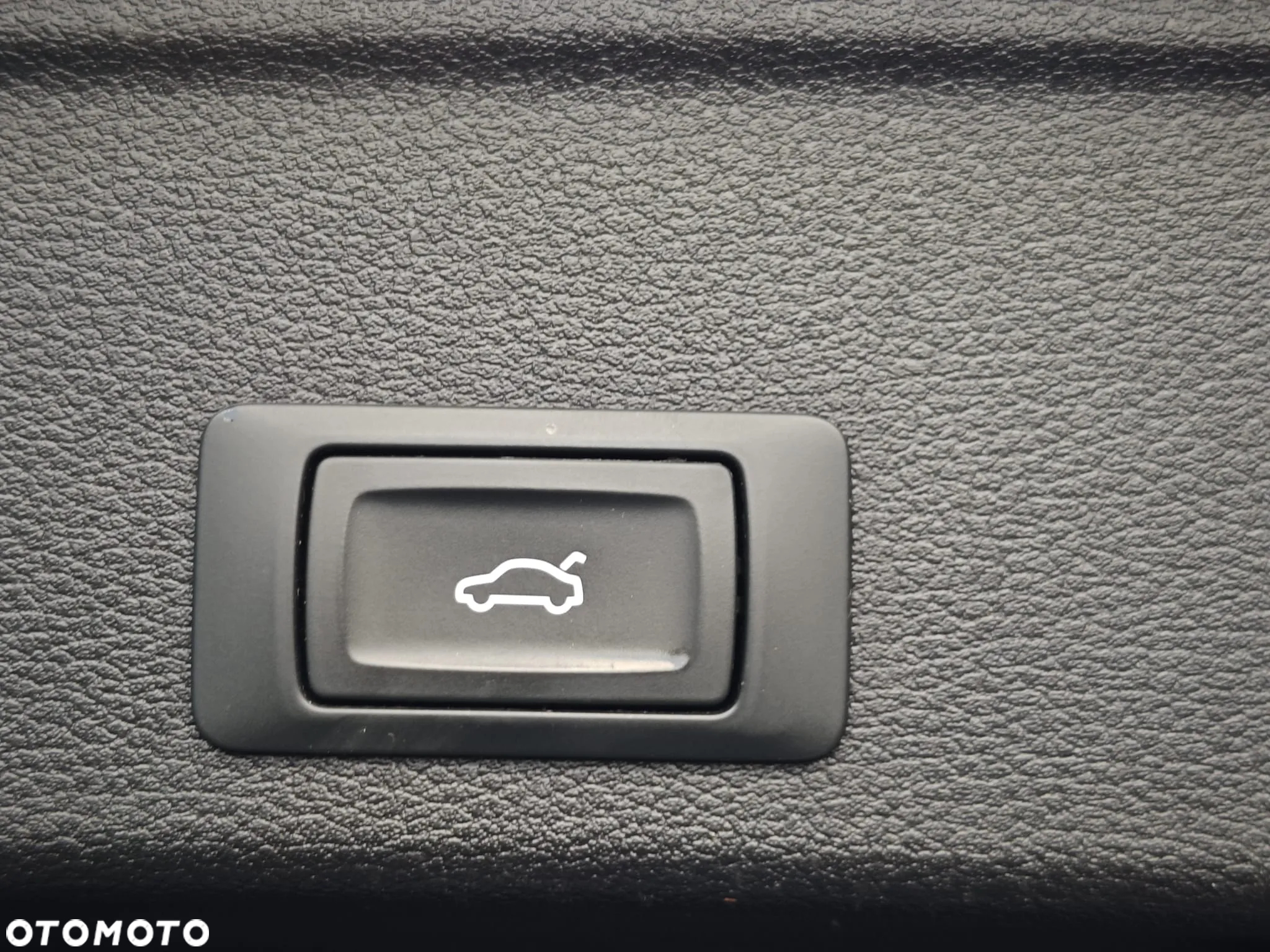 Audi A4 ver-2-0-tdi-sport-s-tronic - 9
