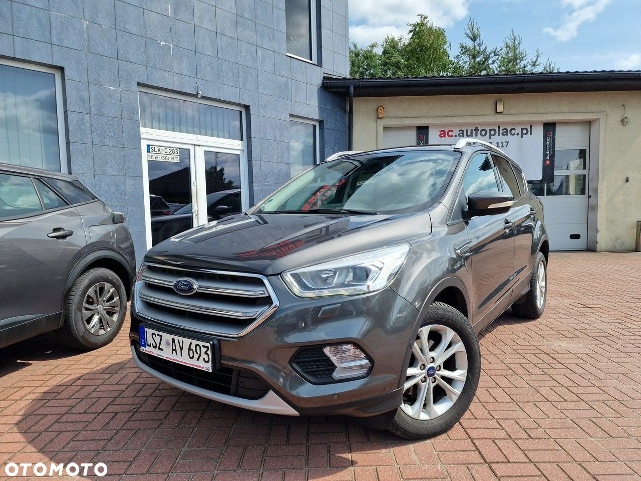 Ford Kuga 1.5 EcoBoost 2x4 Titanium - 1