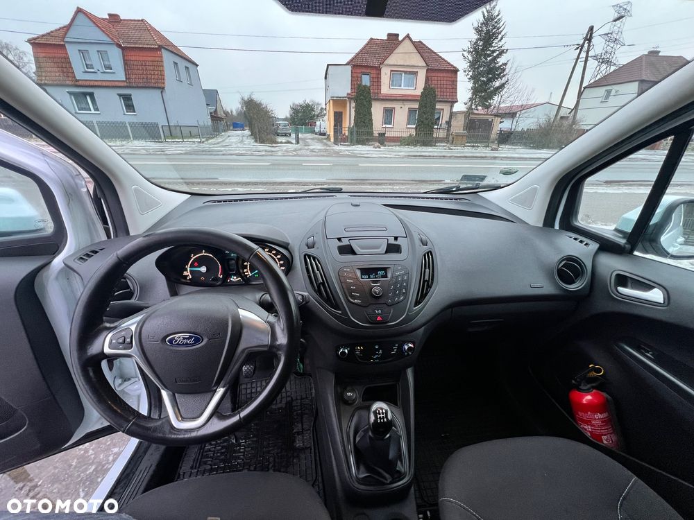 Ford Transit Courier - 6