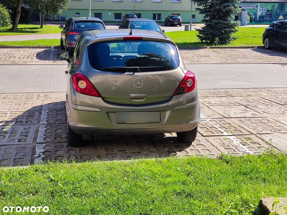 Opel Corsa - 2