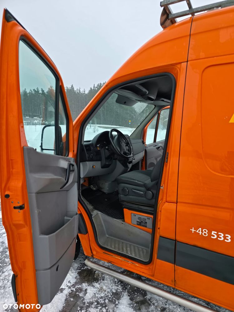 Mercedes-Benz Sprinter z zabudową warsztatową - 11
