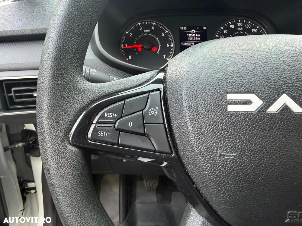 DACIA Jogger 2023 — imagine 11