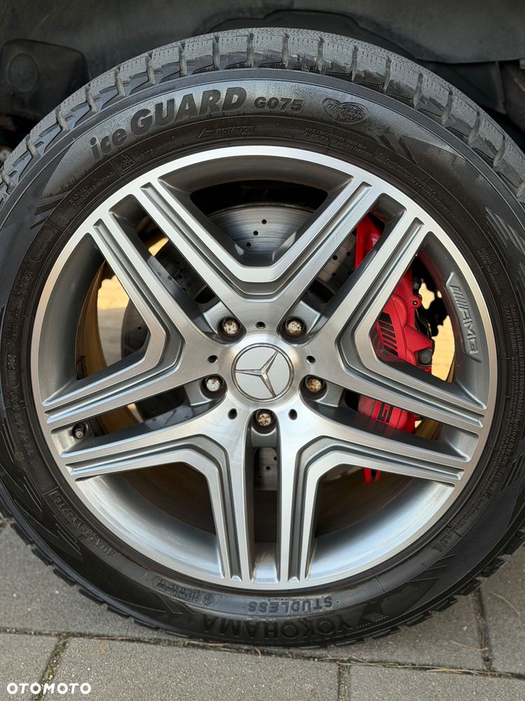 Mercedes-Benz Klasa G 63 AMG AMG SPEEDSHIFT 7G-TRONIC - 16