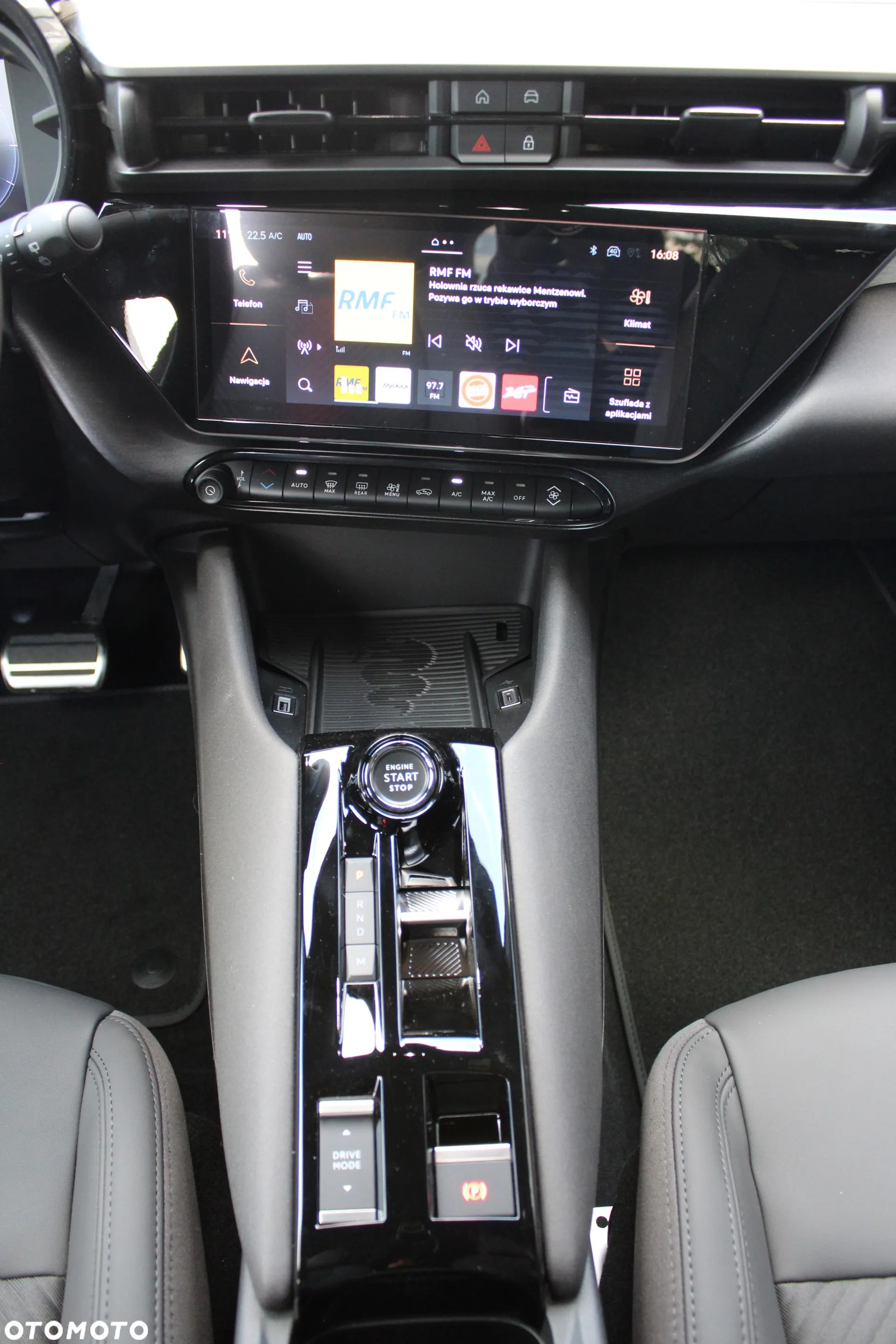 Alfa Romeo Junior 1.2 mHEV Ibrida Speciale eDCT - 13