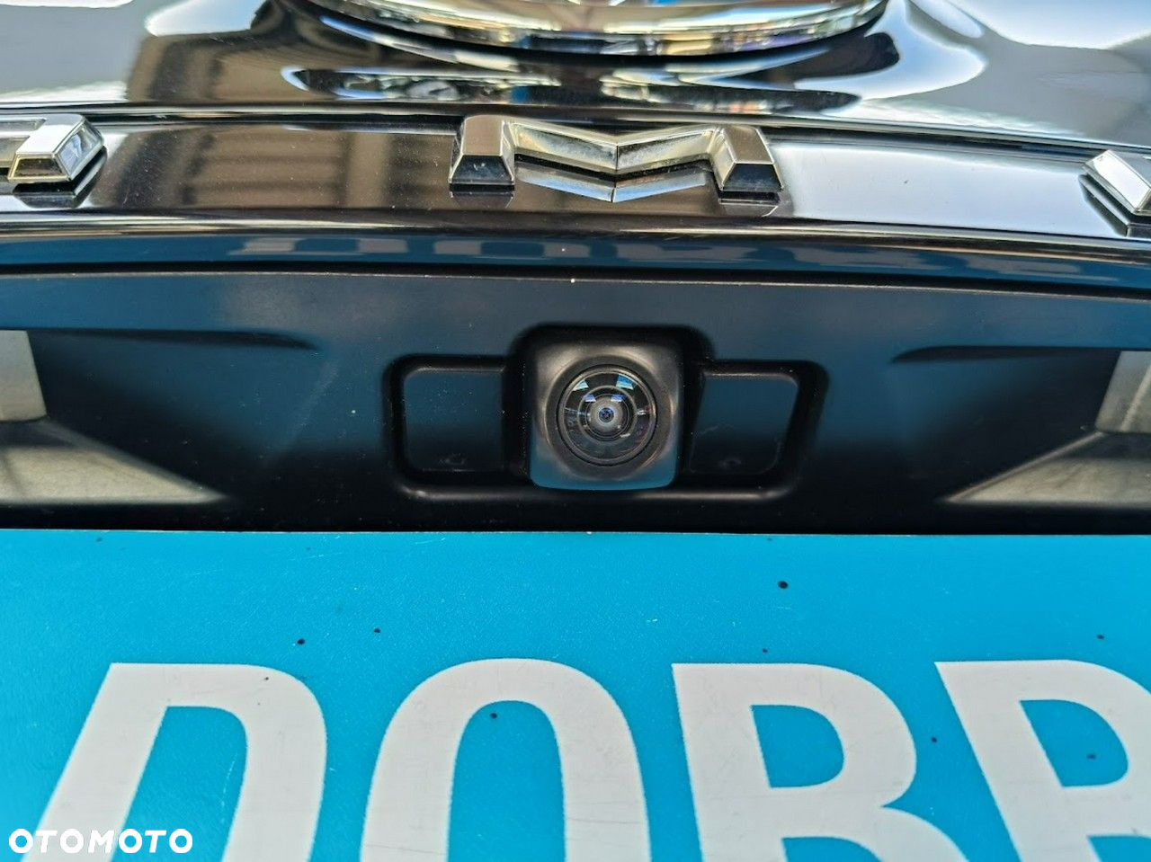 Toyota Camry - 12