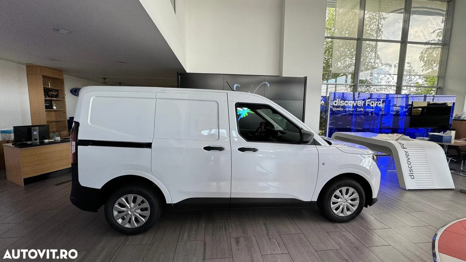 Ford Courier - 2