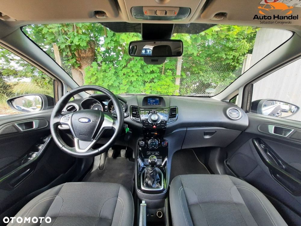 Ford Fiesta 1.0 EcoBoost mHEV Titanium - 5