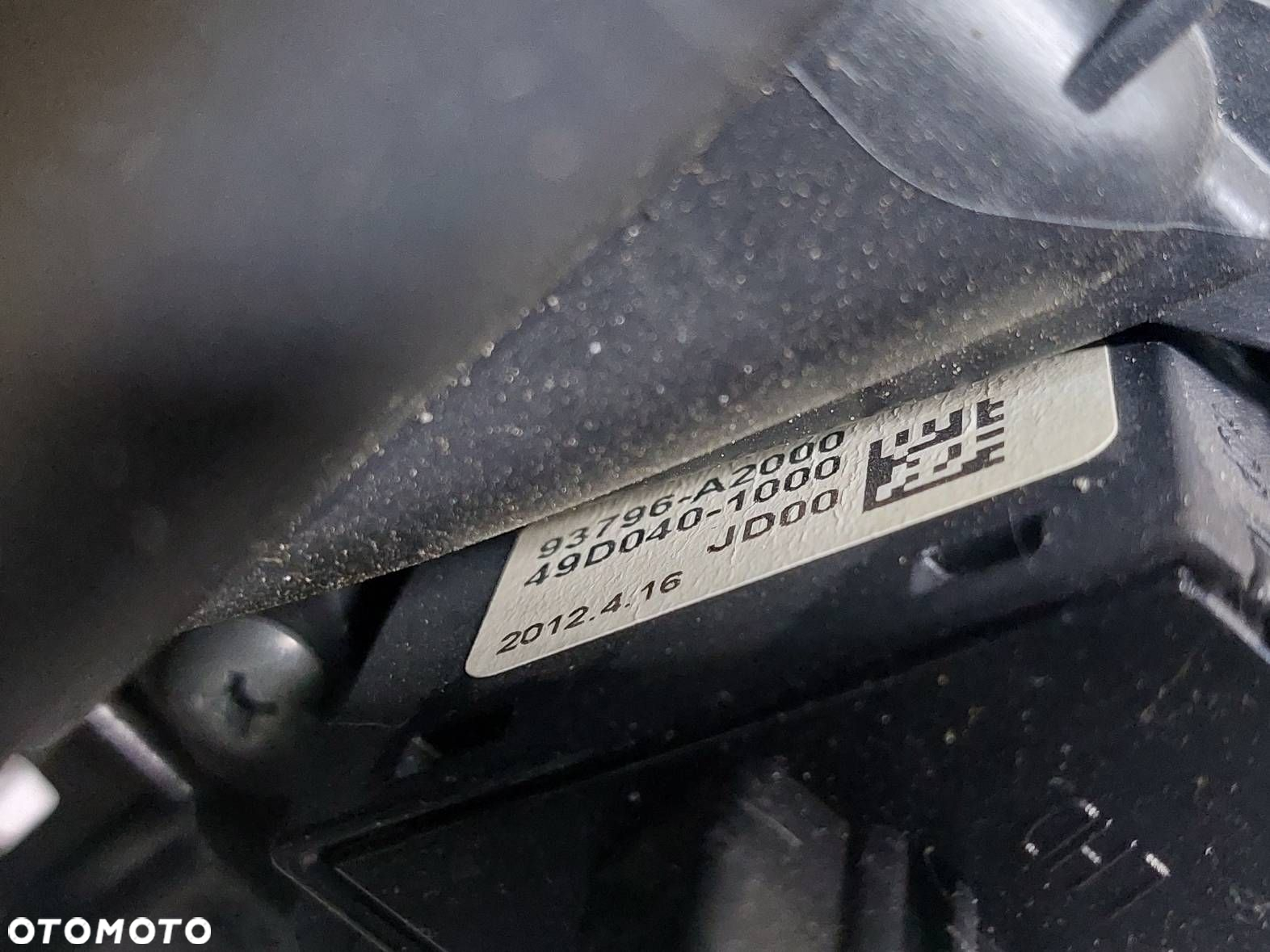 RAMKA LICZNIKA KRATKI OBUDOWA KOLUMNY  KIA CEED II - 13