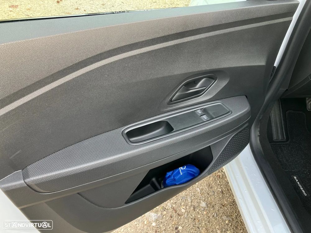 Dacia Sandero 1.0 ECO-G Essential Bi-Fuel - 7