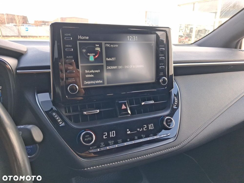 Toyota Corolla 1.8 Hybrid Comfort - 22