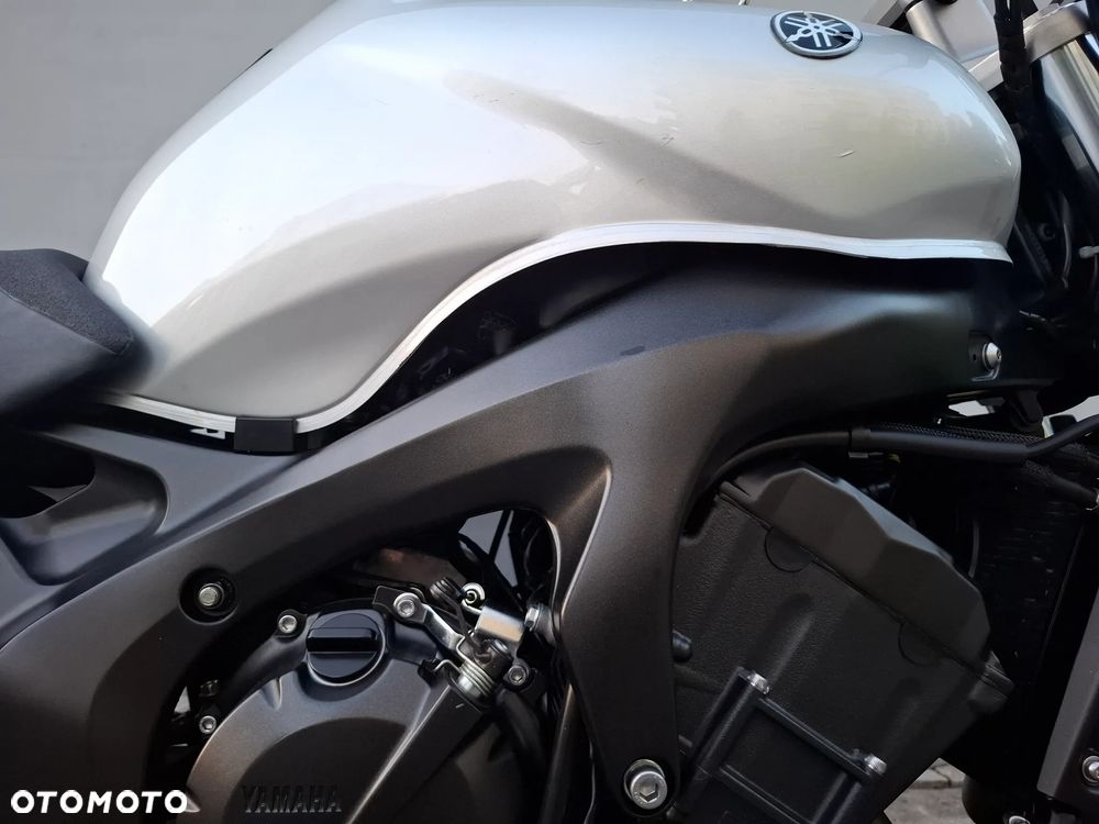 Yamaha FZ6 - 9