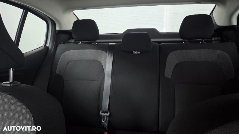 Dacia Logan TCe 90 MT5 Essential - 13