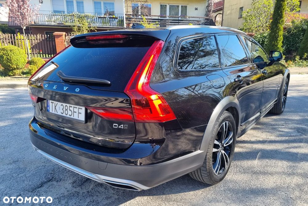 Volvo V90 Cross Country D4 AWD Geartronic Pro - 6