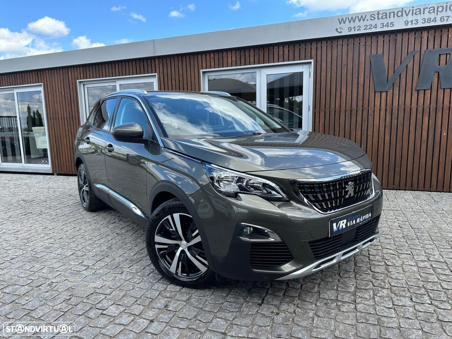 Peugeot 3008 1.5 BlueHDi Allure - 4