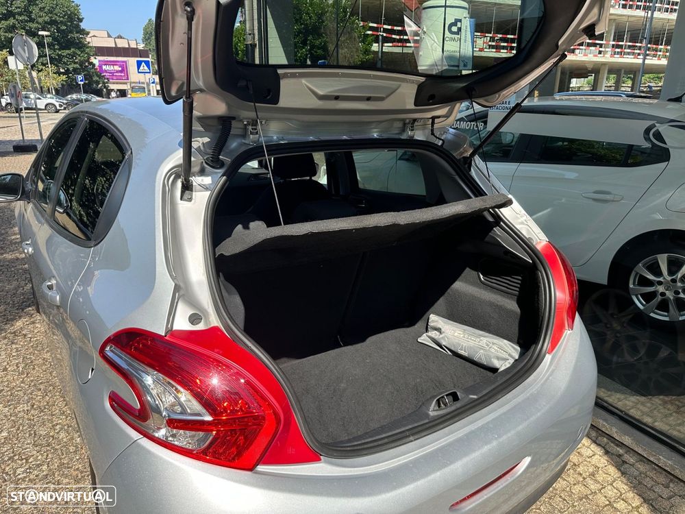 Peugeot 208 1.4 HDi Active - 14