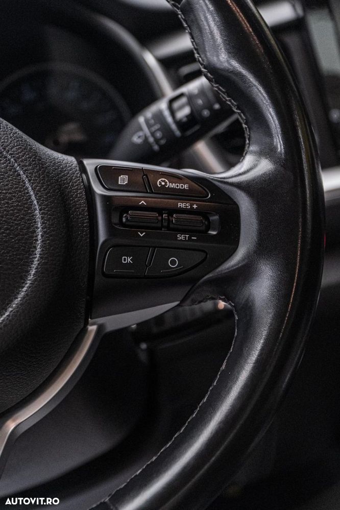 Kia Stonic 1.0 T-GDI 7DCT Urban - 24