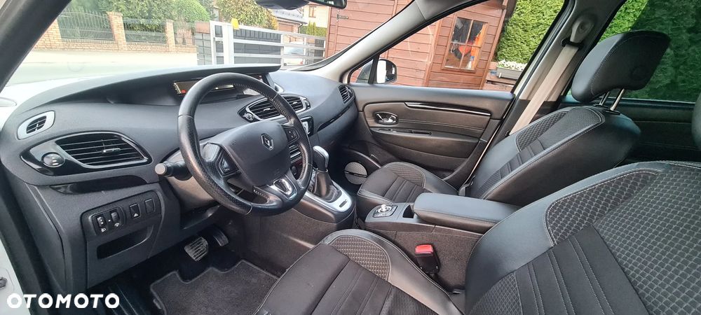 Renault Scenic dCi 110 FAP EDC Bose Edition - 10