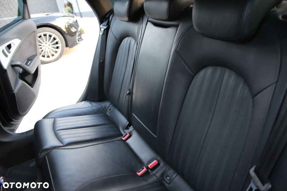 Audi A6 Avant 3.0 TDI quattro S tronic - 22
