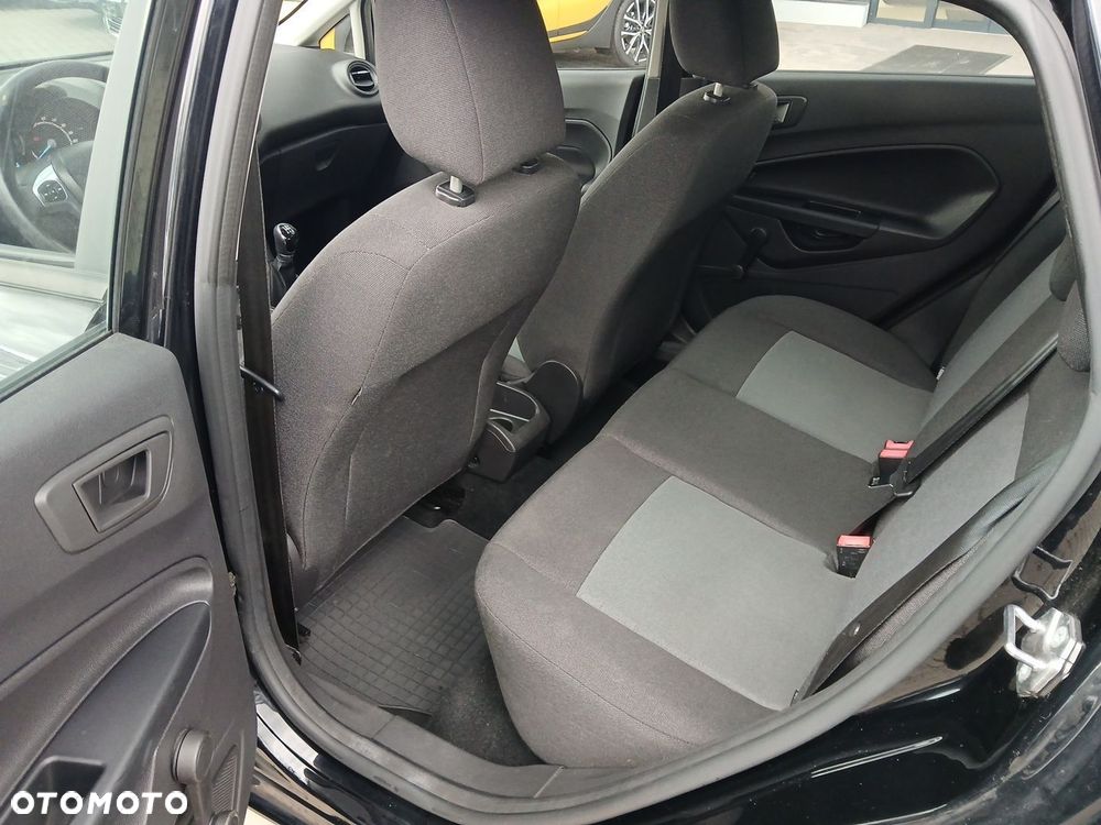 Ford Fiesta 1.25 Ambiente - 40