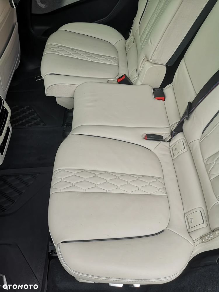 BMW X7 M50d sport - 29