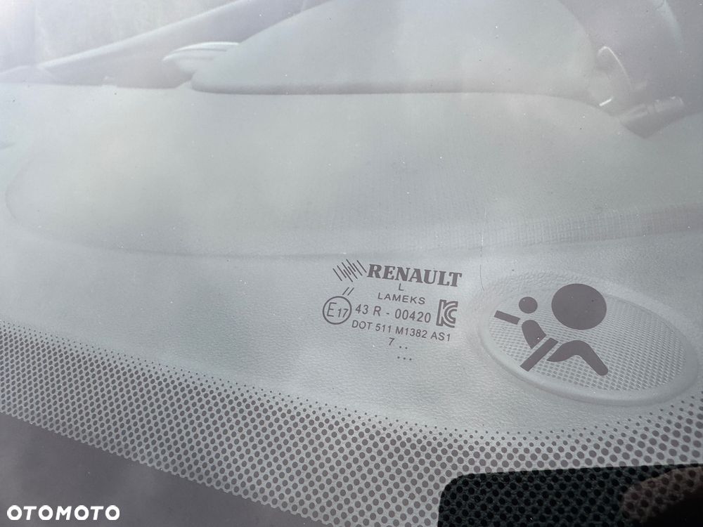 Renault Clio TCe 200 EDC Sport R.S - 36