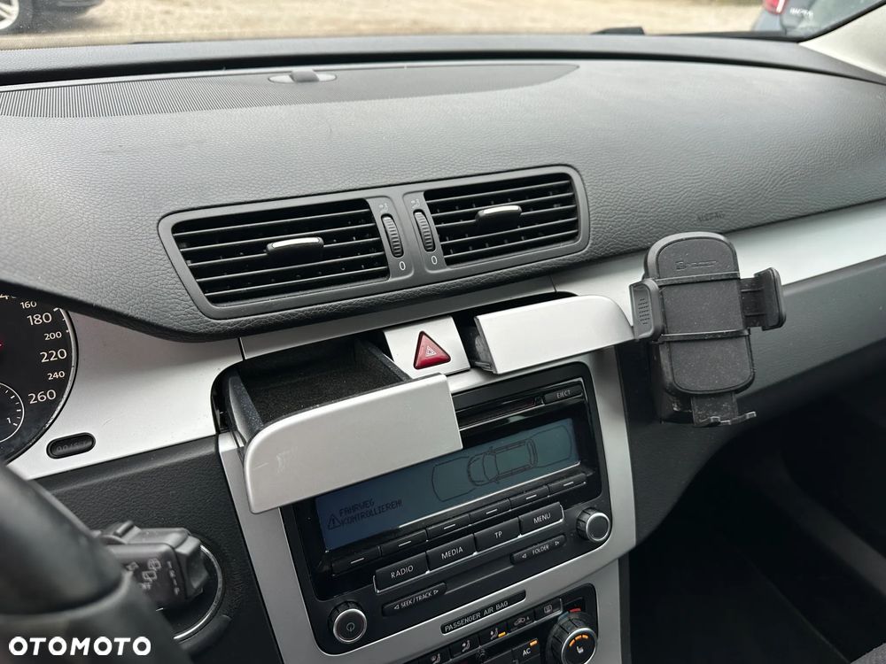 Volkswagen Passat 2.0 TDI DPF Comfortline - 33