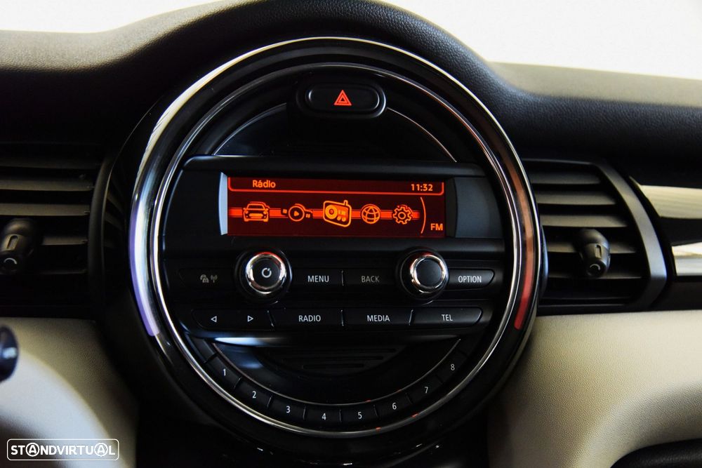 MINI 3 Portas - 15