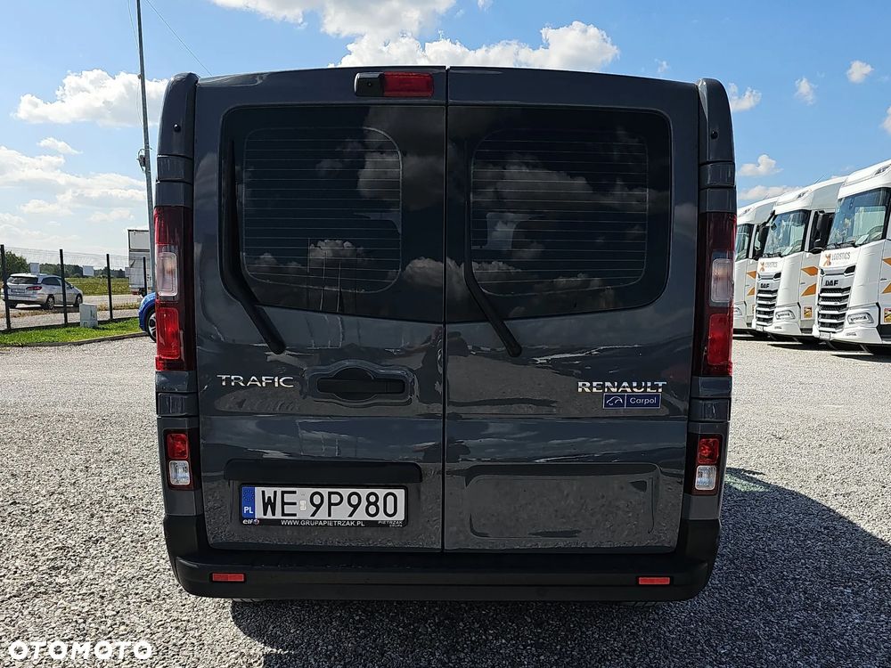 Renault Trafic 2.0 dCi - 7