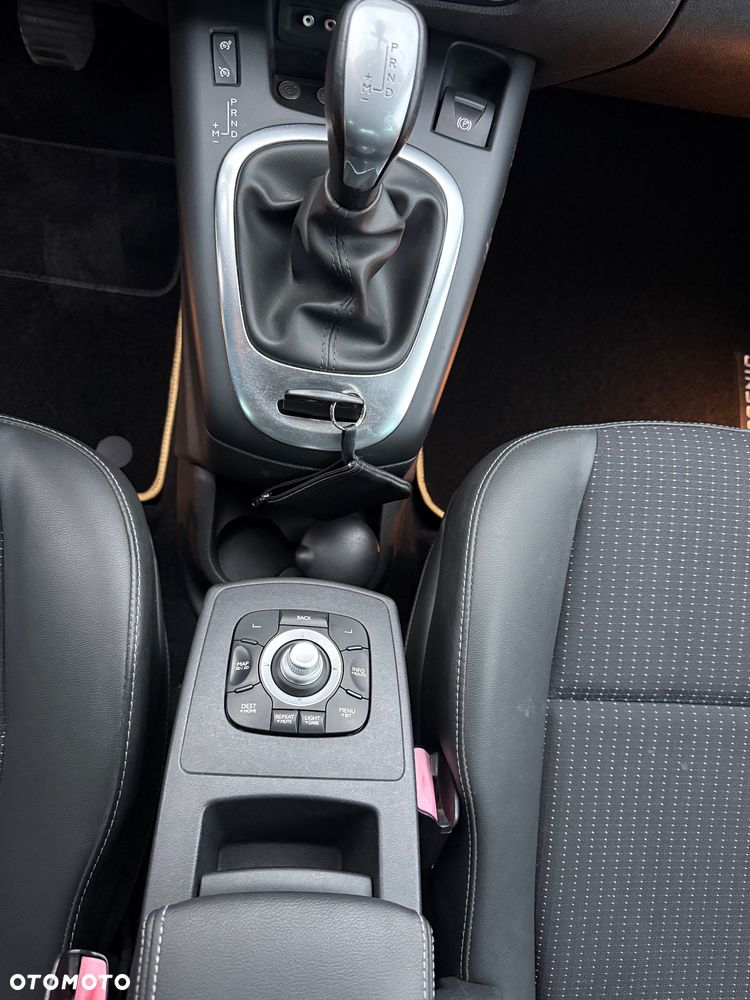 Renault Scenic 2.0 16V 140 CVT Dynamique - 17