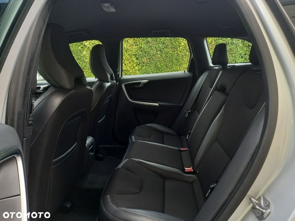 Volvo XC 60 D4 Summum - 27