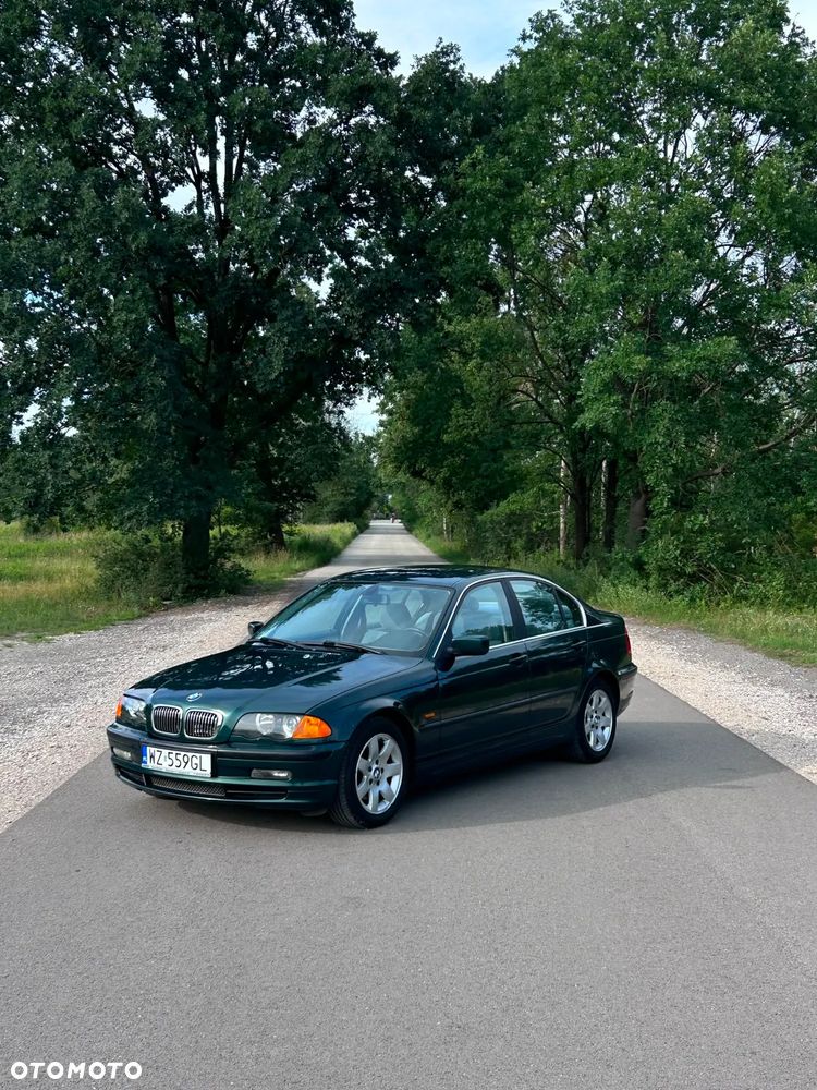 BMW Seria 3 328i - 2