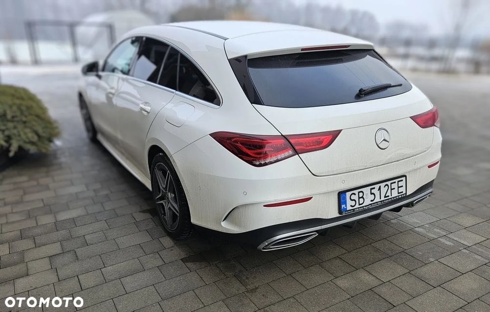 Mercedes-Benz CLA 220 4-Matic AMG Line 7G-DCT - 2