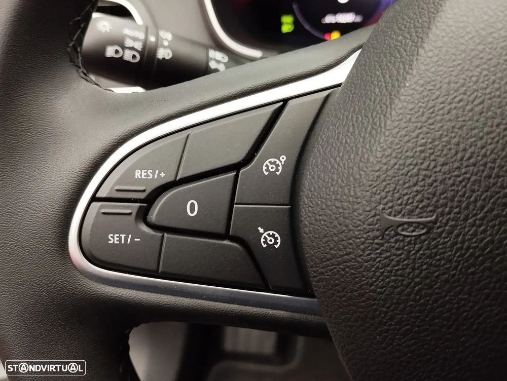 Renault Mégane Sport Tourer 1.6 E-Tech Plug-In Limited - 17