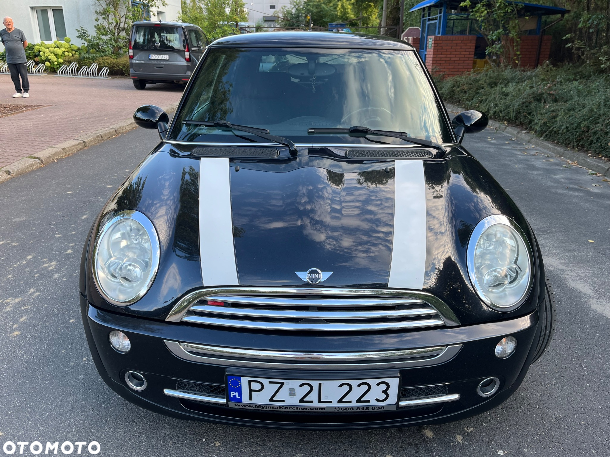 MINI ONE Standard - 2