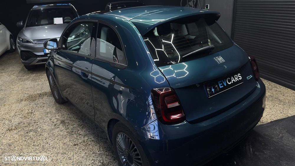 Fiat 500e 3 + 1 42kWh Icon - 16