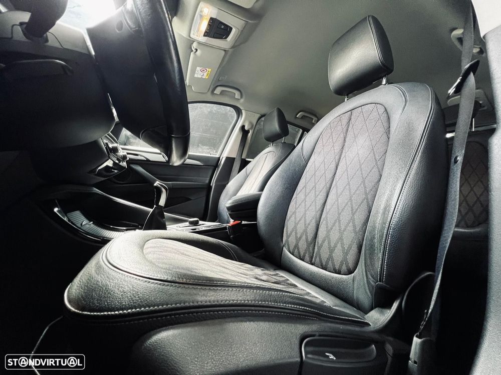 BMW X1 16 d sDrive Advantage - 23